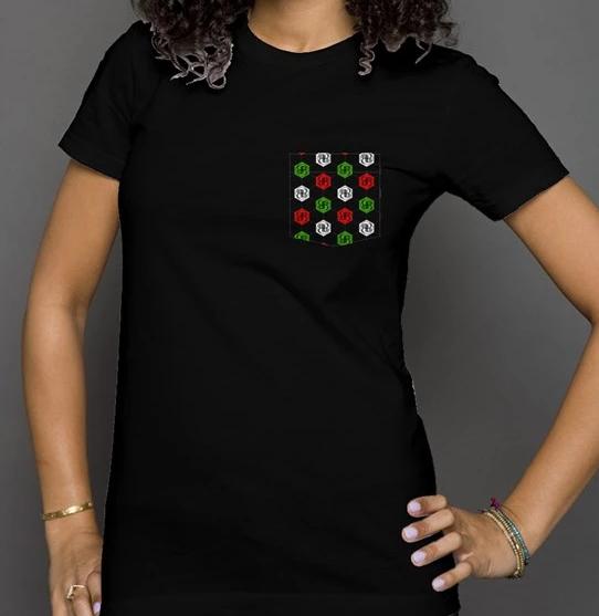 B II B logo pocket print tee shirt