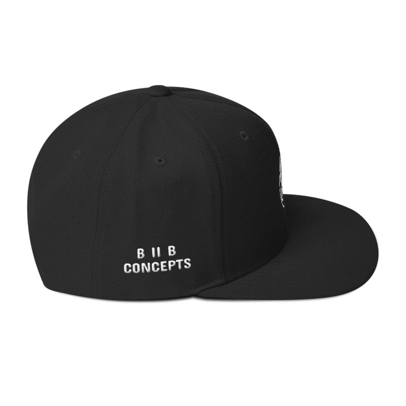 Classic Snapback B II B Logo